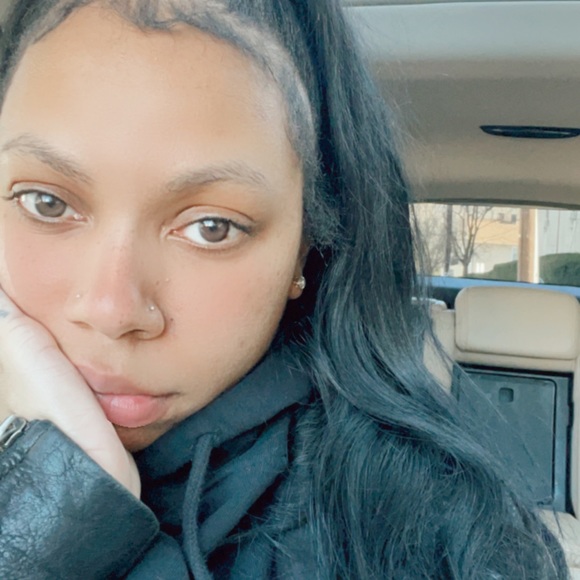 Meet your Posher, Jala - Picture 1 of 1